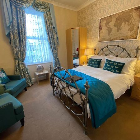 Stratford House Exclusively For Adults Hotel Llandudno Exterior photo
