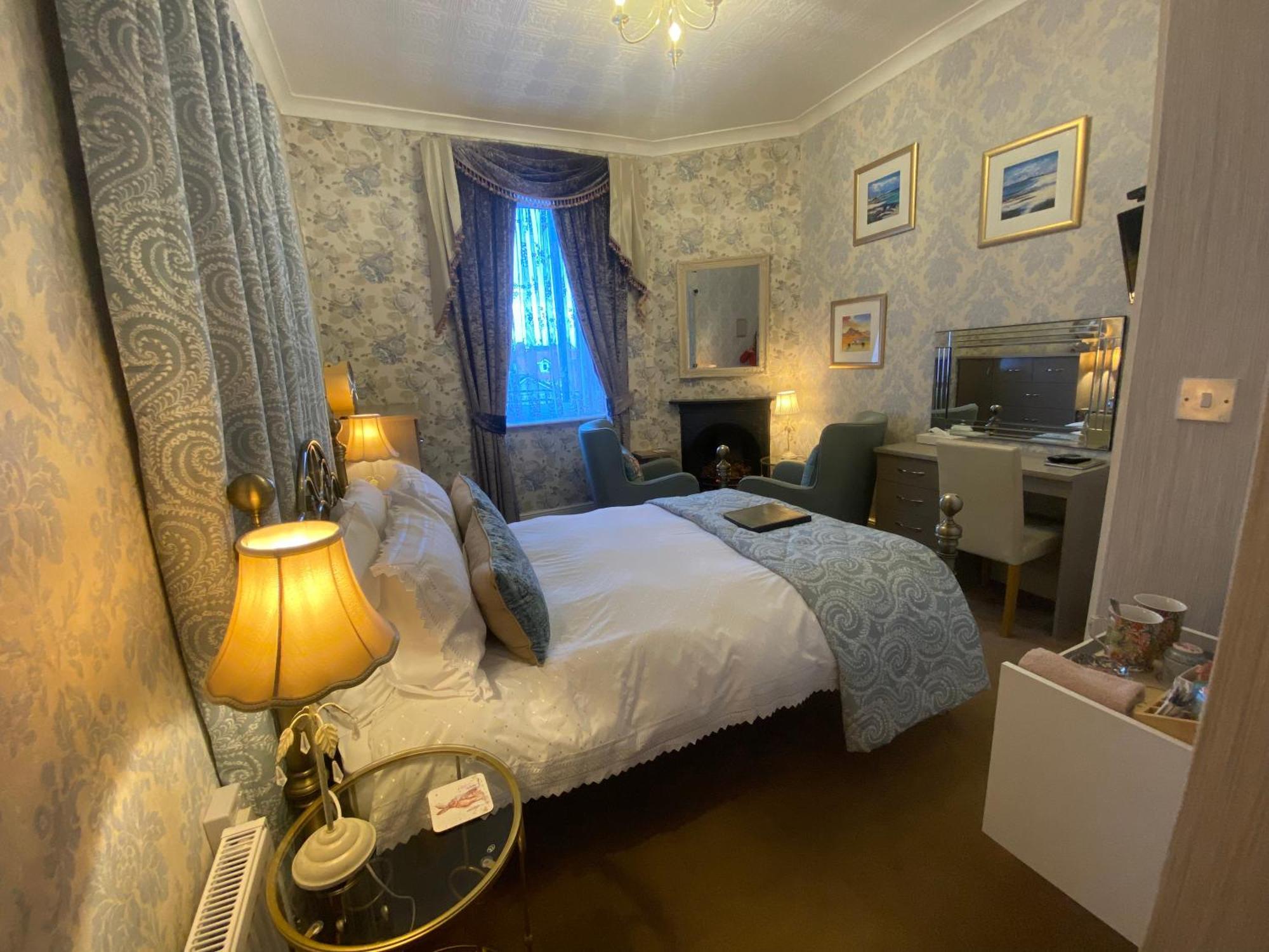 Stratford House Exclusively For Adults Hotel Llandudno Exterior photo